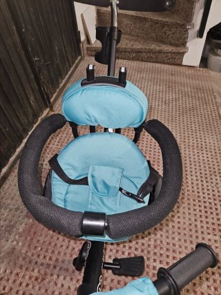 Triciclo Kinderkraft evolutivo 4 en 1 como nuevo