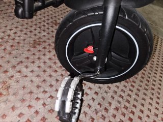Triciclo Kinderkraft evolutivo 4 en 1 como nuevo