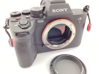 camara digital evil sony alpha a7 iv