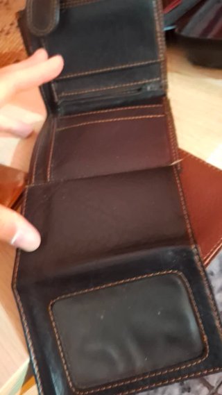 Carteras de hombre piel marrón y negra
