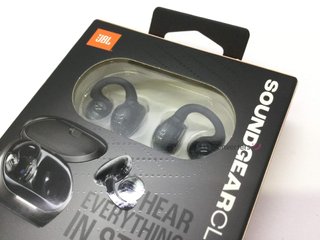 in-ear jbl soundgear clips