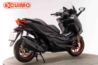 HONDA FORZA 125