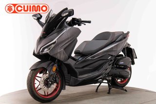 HONDA FORZA 125