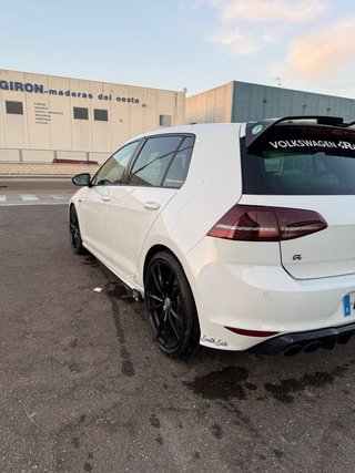 Volkswagen Golf 7R 2015