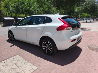 Volvo V40 2019