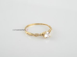 anillo oro 18k con piedra con circonita