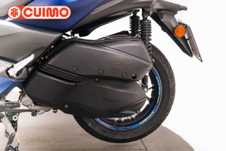 YAMAHA XMAX 300
