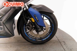 YAMAHA XMAX 300