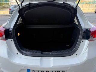 Mazda 2 HOMURA 2022 SOLO 56.000KM NACIONAL