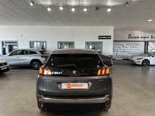 Peugeot 3008 225 eEAT8 Allure (2022)