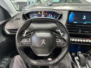 Peugeot 3008 225 eEAT8 Allure (2022)