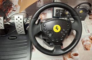 Volante Ferrari 1  360 Modena PS1/PS2 Thrustmaster