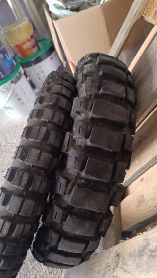 Neumático Moto 130/80-17 65P REAR Enduro