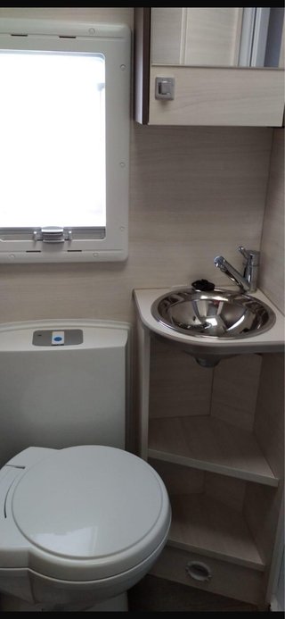 Caravana Caravelair Artica Family 496 (IMPOLUTA)