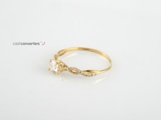 anillo oro 18k con piedra con circonita