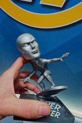 Figura Silver Surfer Diorama Marvel