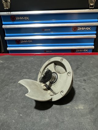 Tapa depósito Yamaha Aerox
