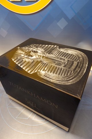 Escultura + libro: Skel, Tutankhamon 100 aniversario. Numerada y certificada.