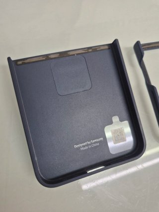 Funda Samsung Z Flip 6 Original