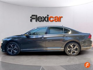 Volkswagen Passat R-Line 1.5 TSI 110kW (150CV)