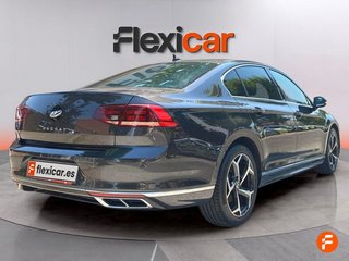 Volkswagen Passat R-Line 1.5 TSI 110kW (150CV)