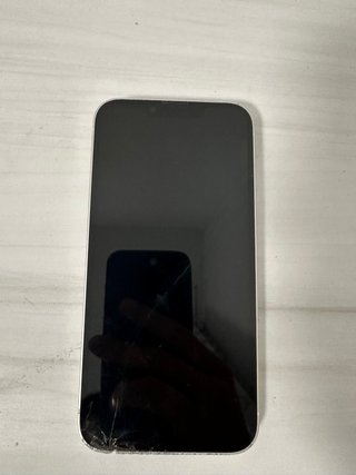 iPhone 13 Nuevo Solo pantalla rota  Nada cambaiado