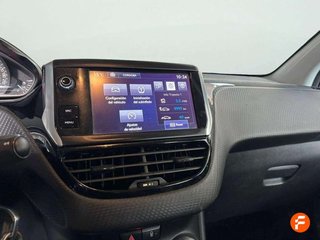 Peugeot 2008 Allure 1.6 BlueHDi 73KW (100CV)