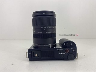 camara digital evil sony zv-e10