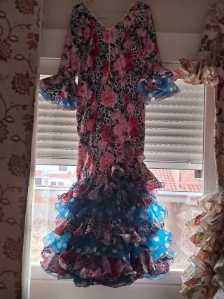 Lote 2 vestidos flamenca volantes