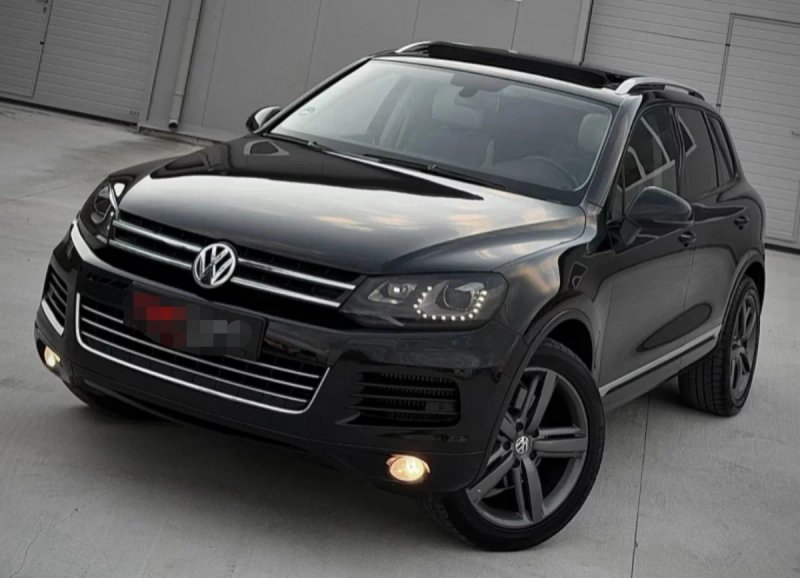 Volkswagen Touareg 2012 - foto 1
