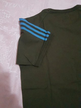 Maglietta Adidas verde kaki originale