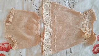 Conjunto bebé niña 6 meses: ranita y vestido.