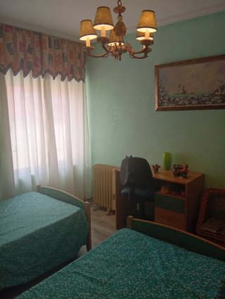 Se vende piso totalmente amueblado