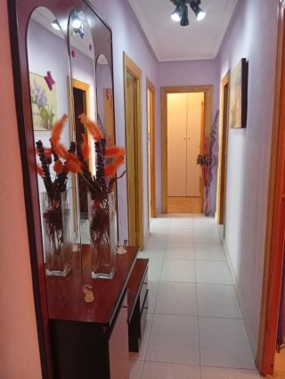 Se vende piso totalmente amueblado