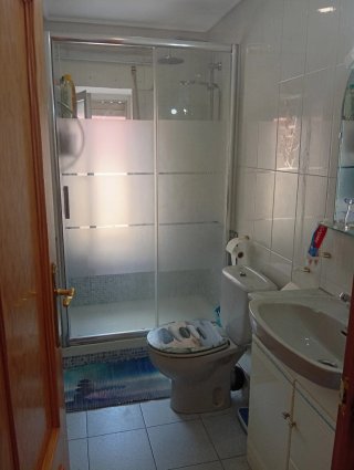 Se vende piso totalmente amueblado