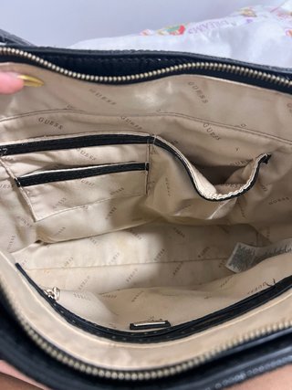 Bolso Guess Noelle Elite Tote Negro
