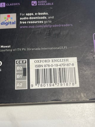 Oxford Bookworms Library: Stage 4: A Tale of Tw...