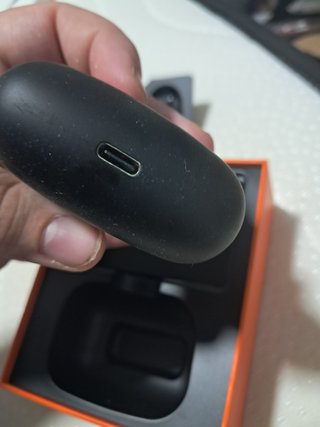 Auriculares inalámbricos negros Tribit FlyBuds C1