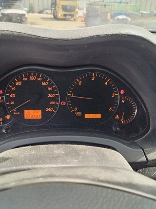 Toyota juego de llantas avensis berlina t25 101560