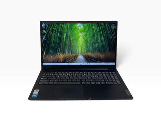 pc portatil lenovo v15 g2