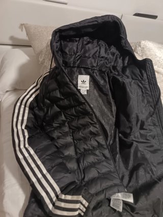 Giubbotto Adidas Nero con Strisce Bianche