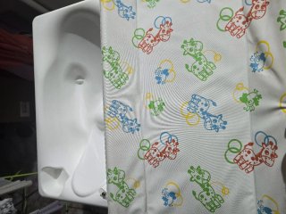 Bañera para bebé con estampado de jirafas
