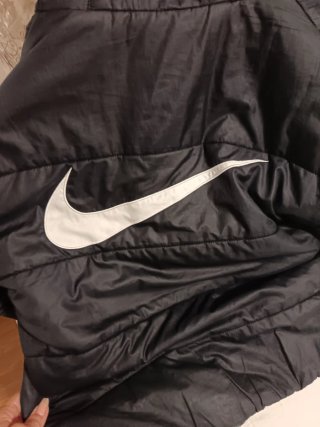 Chaqueta Nike acolchada capucha Talla XS