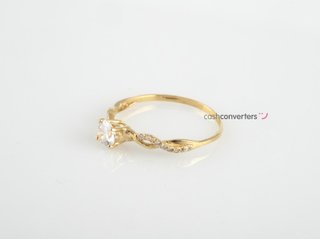 anillo oro 18k con piedra con circonita