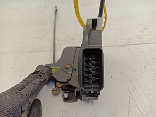 CERRADURA PUERTA DELANTERA DERECHA FORD FOCUS C-M