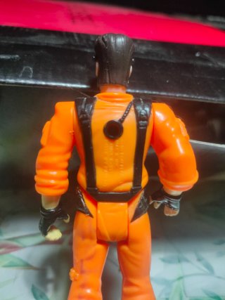 Figura James Bond Naranja
