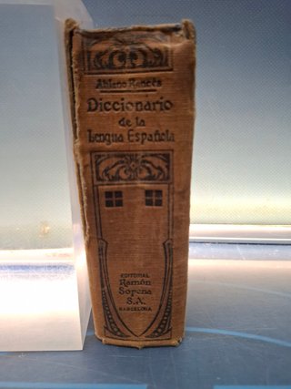 Diccionario de la lengua española, Editorial Ramón Sopena