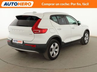 Volvo XC40 2.0 D3 Momentum 2WD