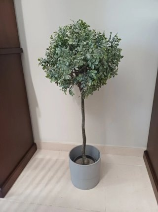 Árbol artificial decorativo con maceta