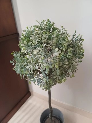 Árbol artificial decorativo con maceta